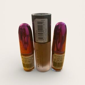 Revolution Matte Bomb Lipstick Set - Purple and Gold